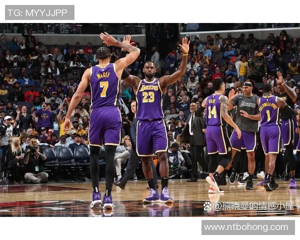 湖人对国王精彩对决回顾全场比赛亮点与精彩瞬间分析